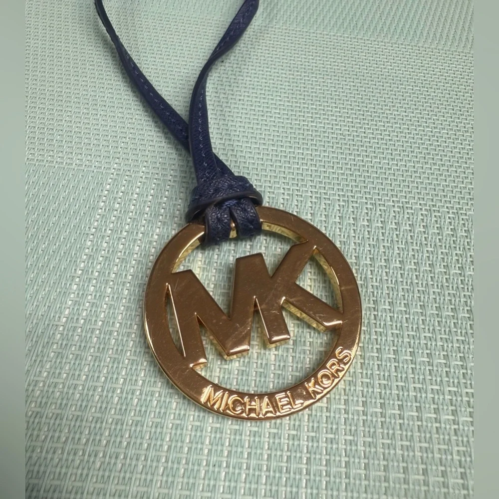 Gold Michael Kors Pendant Hangtag